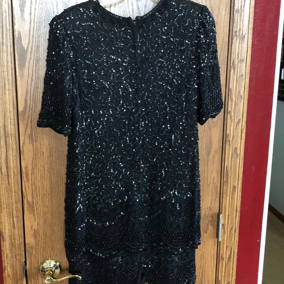 Vintage Elegant beaded dress - Picture 4 of 7